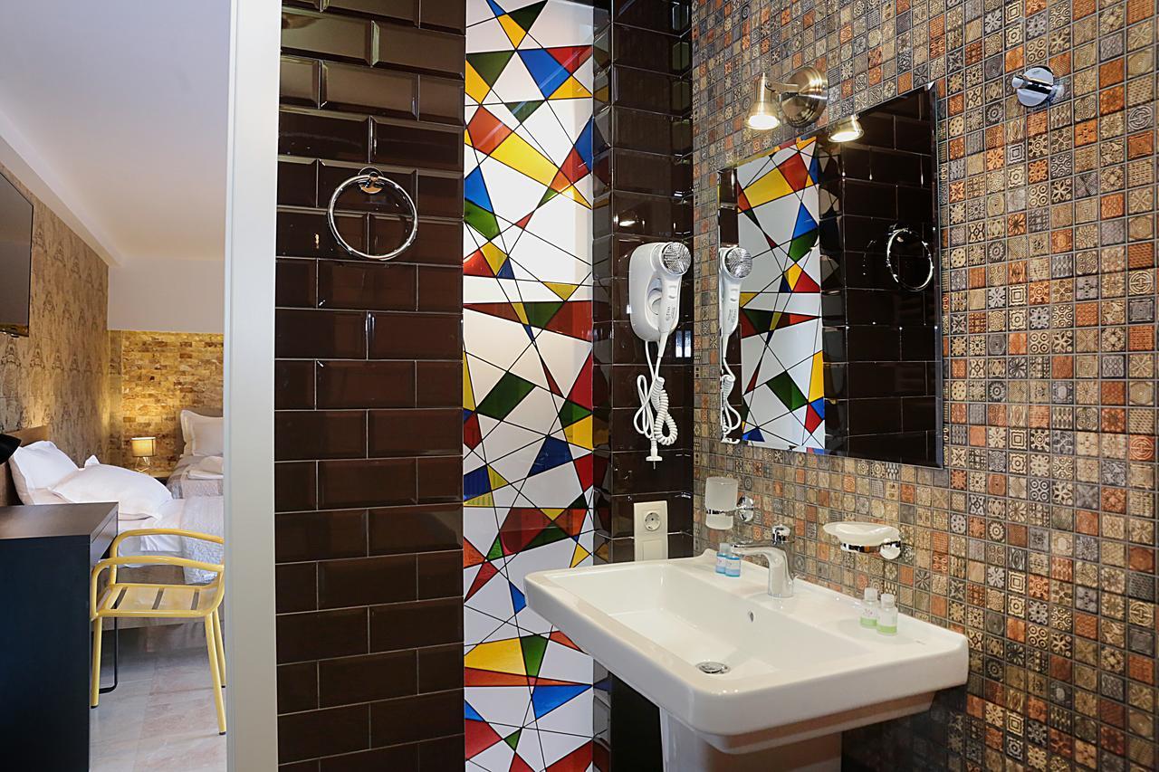 G-Old Town Hotell Tbilisi Eksteriør bilde